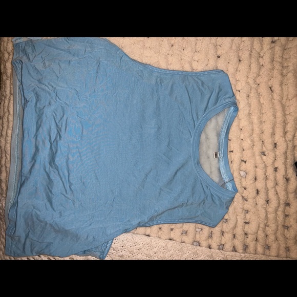 Pack of 3 Mippo workout crop tops. - Picture 3 of 5